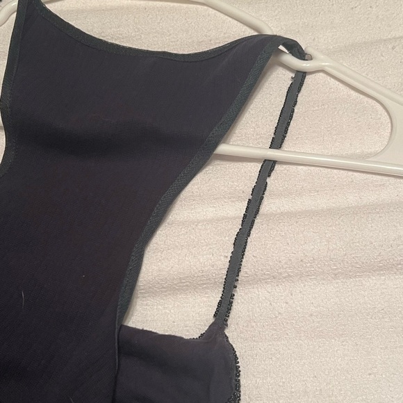 ASO Elena Gilbert Tank - Picture 11 of 16